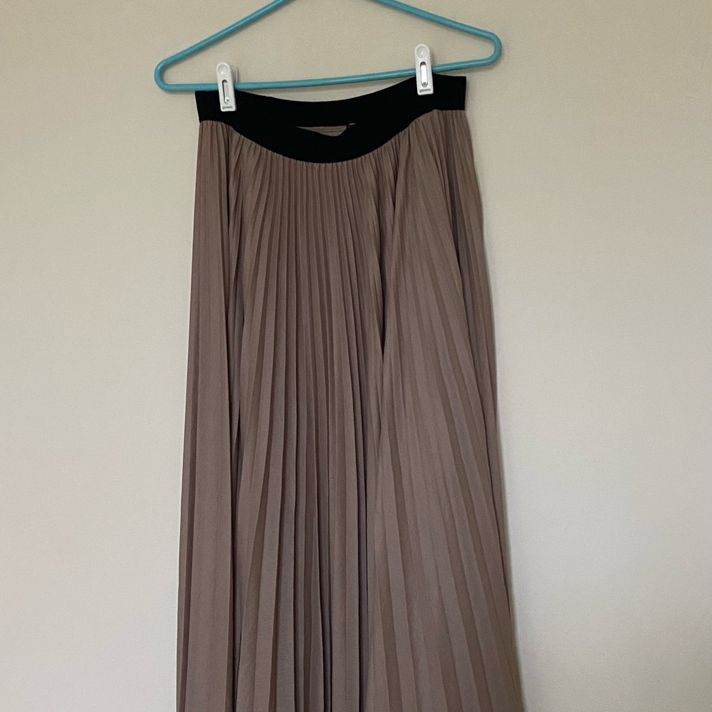 BCBGMaxAzria Pleated Maxi Skirt